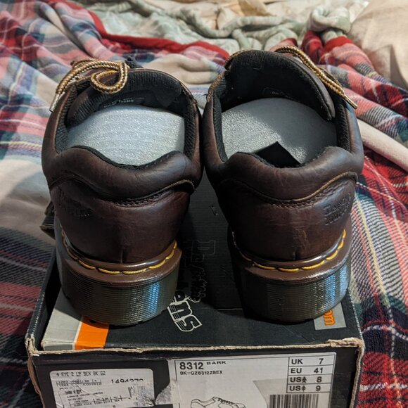 Dr Martens Oxfords/Low Boots UK 7 US 8 #8312 made in England - Picture 5 of 12